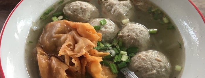 Bakso Pratama is one of Culinary of Surabaya.