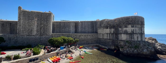Dubrovnik City Walls is one of Joud’s Liked Places.
