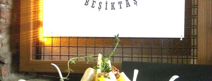 No 24 Pub is one of Beşiktaş'ta Mola.