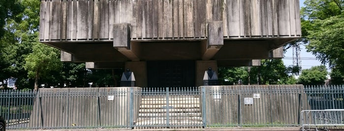 大阪社会運動顕彰塔 is one of 大阪城の見所.