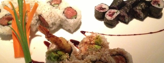 Hapa Sushi is one of Ikeさんの保存済みスポット.