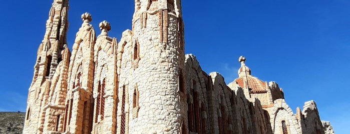 Santuario Santa Mª Magdalena is one of Iglesias y Monasterios.