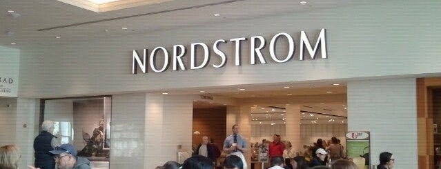 Nordstrom is one of Bric à brac USA.