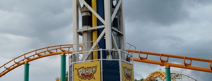 Power Tower is one of valleyfair.