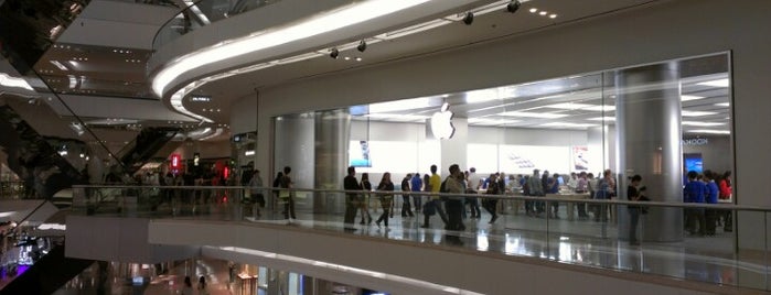 Apple Festival Walk is one of Apple Stores.