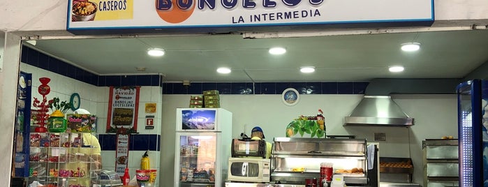 Buñuelos La Intermedia is one of Viaje a Medellín.