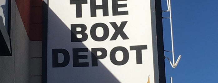 The Box Depot is one of สถานที่ที่ Linda ถูกใจ.