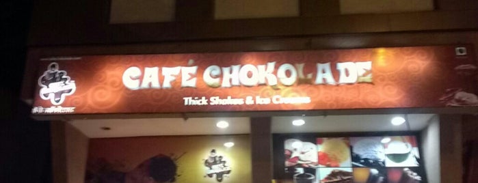 Café Chokolade is one of Tempat yang Disukai Kunal.