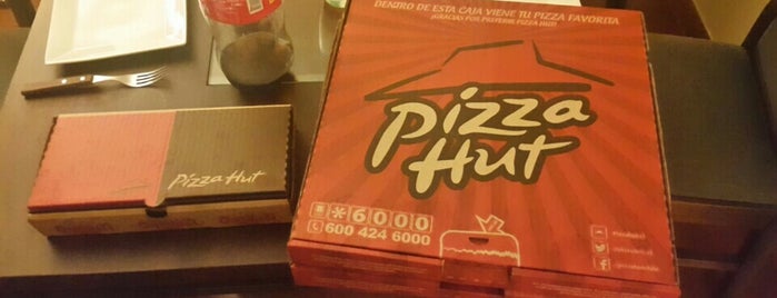 Pizza Hut is one of Gastronomía en Santiago de Chile.