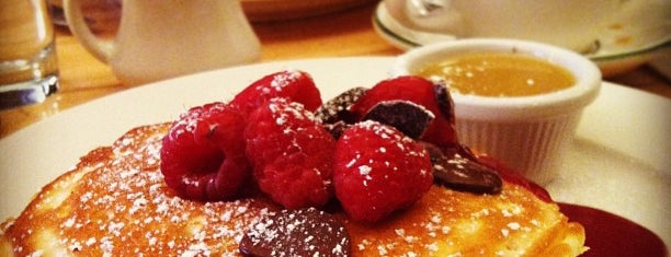 Clinton St. Baking Co. & Restaurant is one of Brunch options.