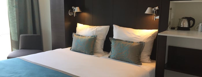Hotel Motel One Manchester-Piccadilly is one of Tempat yang Disukai Sandro.
