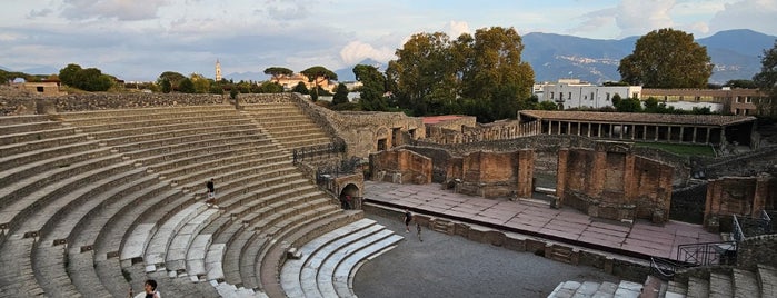 Teatro Grande Pompei is one of Italie.