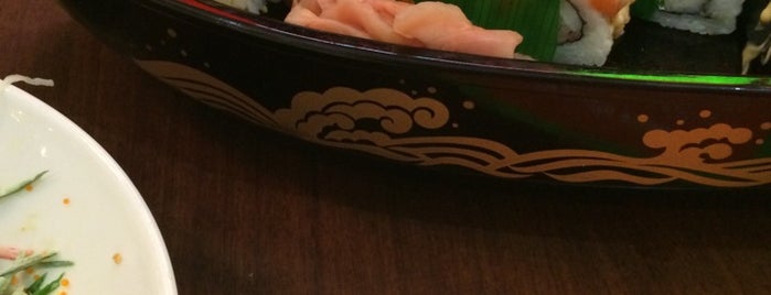 Sushi Yoshi is one of Tempat yang Disukai ℳansour.