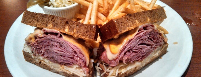 Reuben's Deli & Steaks is one of A lista do H..