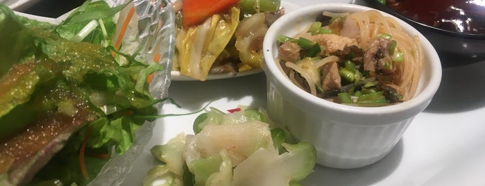Kenmin Dining is one of Posti che sono piaciuti a Moka.