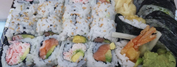 Sarku Japan Sushi is one of Lugares favoritos de Olya.
