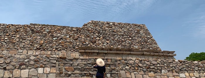 Zona Arqueológica “Plazuelas” is one of Zonas arqueológicas, México.