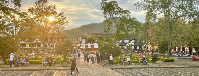 Parque Principal de Jardín is one of Medellín.