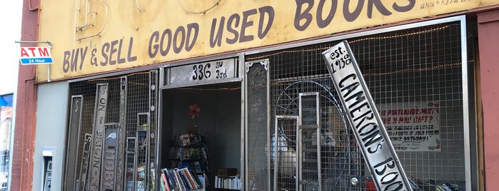 Cameron's Books is one of Locais salvos de Teresa.