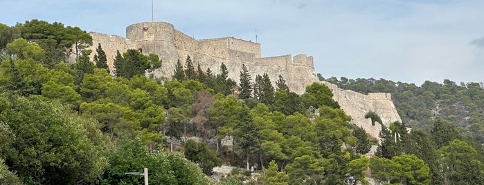 Gradska tvrđava / Fortica is one of Lugares guardados de Jiri.