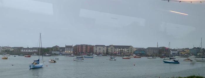 Dungarvan Harbour is one of Frankさんのお気に入りスポット.
