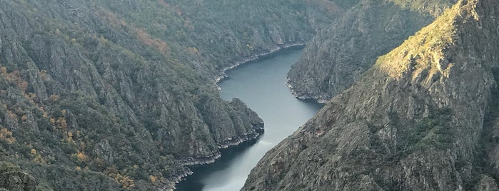 Mirador De Cabezoá is one of Lugares favoritos de Milo.