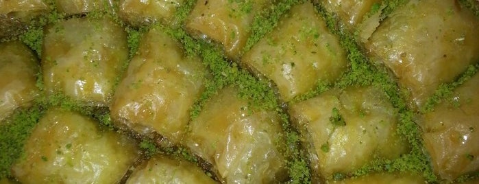 Tatlici Köse is one of Lugares favoritos de Uğur.