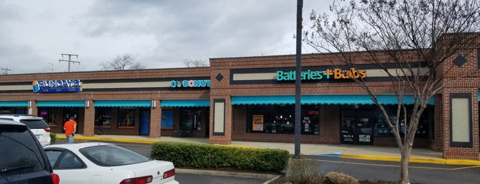 O's Donuts is one of The 11 Best Places for Iced Coffee in Norfolk.