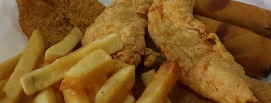 Chicken & Rice/Burger is one of Posti che sono piaciuti a KC.
