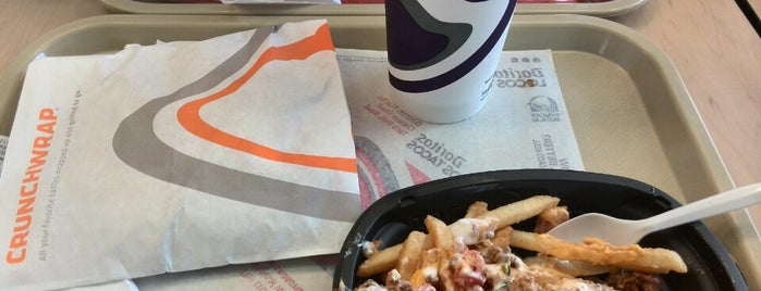 Taco Bell is one of Lieux qui ont plu à Eyleen.