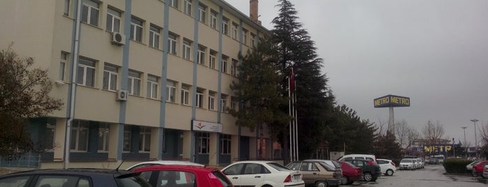 Çevre ve Şehircilik İl Müdürlüğü is one of สถานที่ที่ Mehmet ถูกใจ.