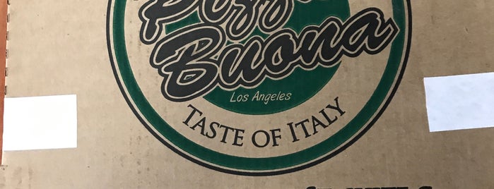 Pizza Buona is one of Tempat yang Disimpan Chris.