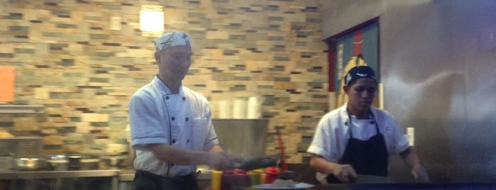 Kobe Japanese Hibachi & Sushi is one of Lugares favoritos de Chester.