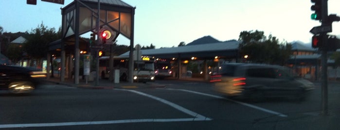 San Rafael Transit Center is one of Lugares favoritos de Keven.