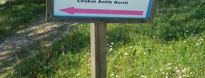 Leukai is one of สถานที่ที่ Volkan ถูกใจ.