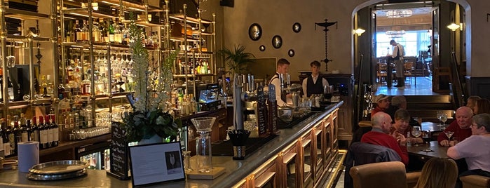The Printing Press Bar & Kitchen is one of Luciana : понравившиеся места.