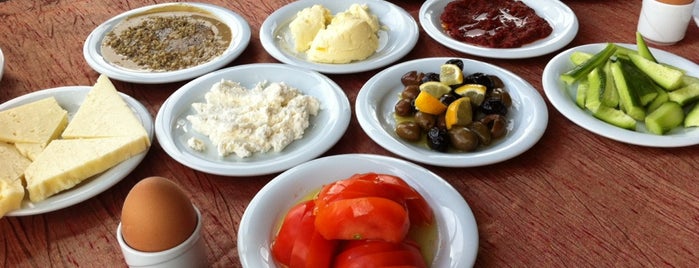 Keyif Restaurant is one of Emrecan B.'ın Beğendiği Mekanlar.