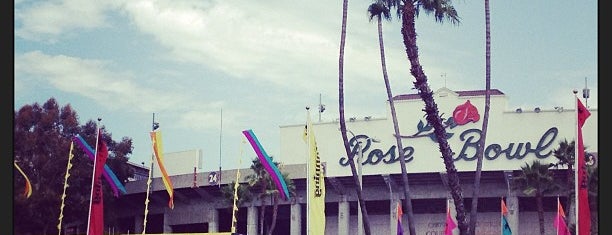 Rose Bowl Flea Market and Market Place is one of 100 Cheap Date Ideas in LA.