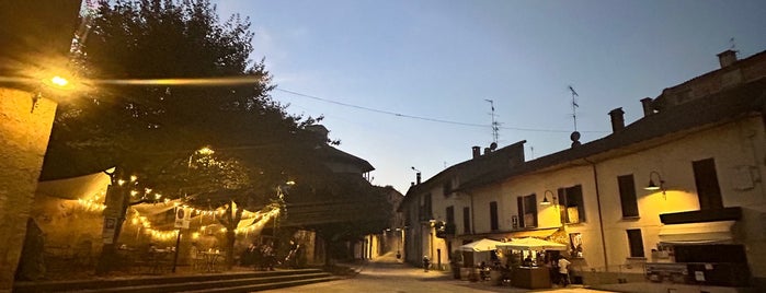 Caffè del Borgo is one of Guide to Castiglione Olona's best spots.