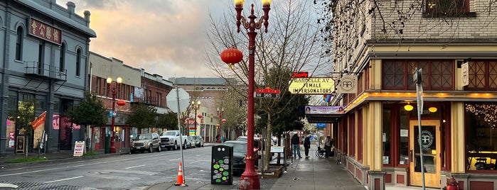 Old Town/Chinatown Neighborhood is one of Oregon Adventure (smell ﻿the roses).