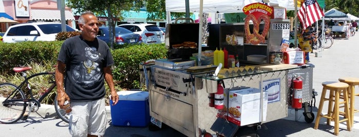 Deerfield Beach Green Market is one of Guide to Deerfield Beach's best spots.