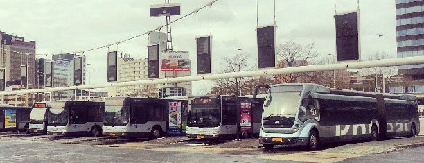 Busstation Eindhoven is one of สถานที่ที่ Sergio ถูกใจ.