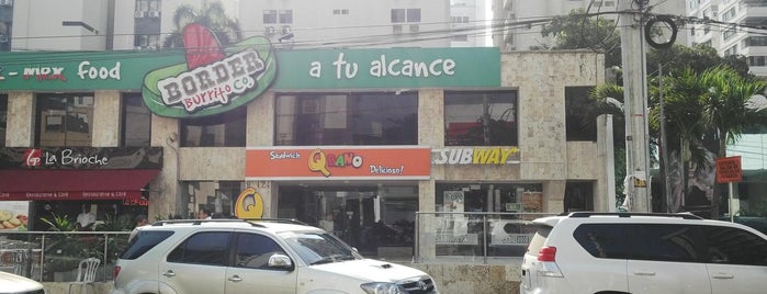 Sandwich cubano is one of Tempat yang Disukai Felipe.