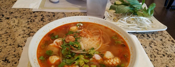 Pho Barclay (Barclay Plaza) is one of New Jersey.