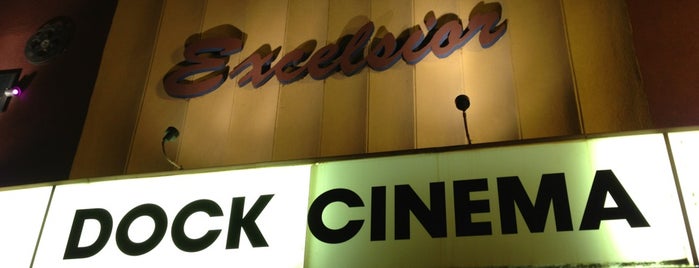 Excelsior Dock Cinema is one of สถานที่ที่ Elizabeth ถูกใจ.
