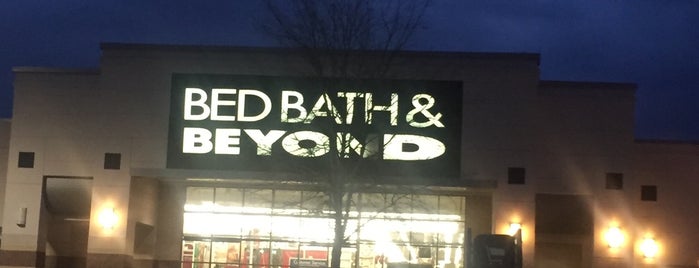 Bed Bath & Beyond is one of columbia shopping.