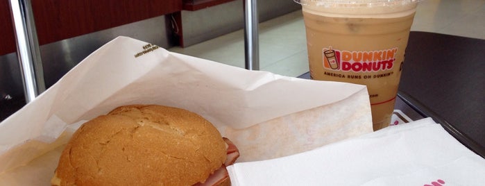 Dunkin' is one of Nuevo.