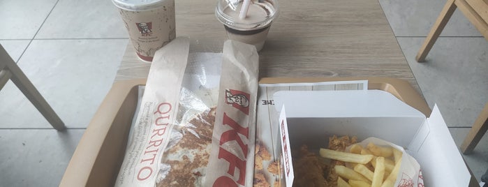 KFC is one of Lugares favoritos de Nikos.