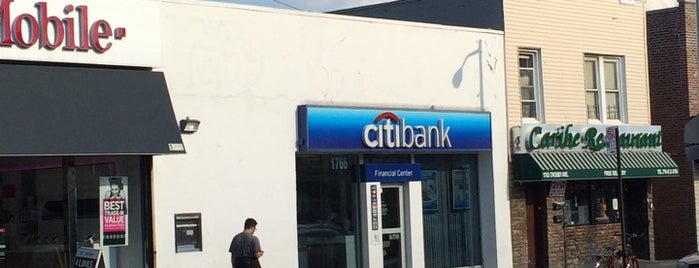 Citibank is one of Must-visit Banks in Throggs Neck.