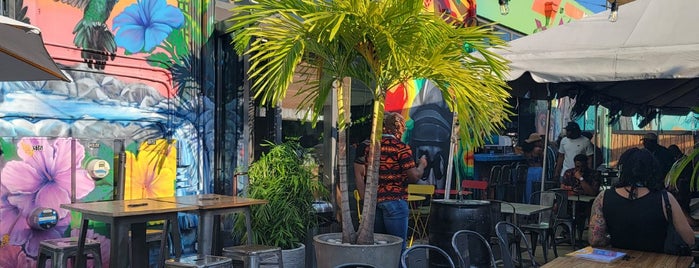 Dukunoo Jamaican Kitchen is one of Miami Restos.